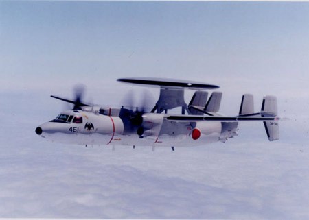 Máy bay cảnh báo sớm E-2C Nhật Bản